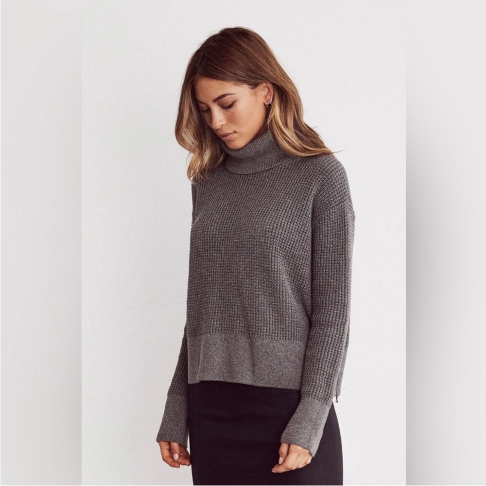 Vetta Organic Convertible Turtle Neck Sweater size XS